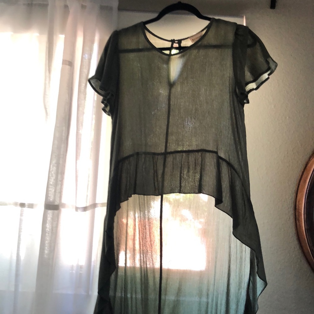 Sage 3BN high low shirt